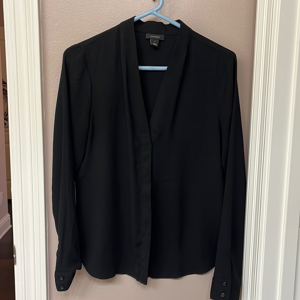 Halogen long sleeve black dressy blouse